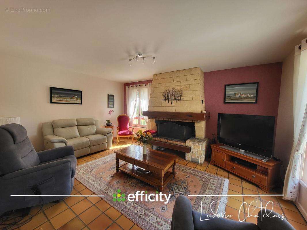 Maison à PARTHENAY-DE-BRETAGNE