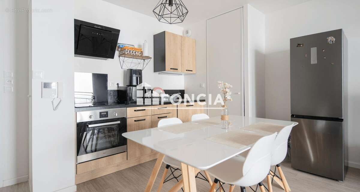 Appartement à SAINT-JEAN-DE-BRAYE