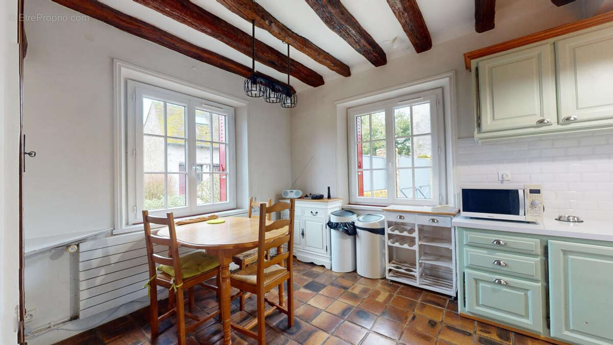 Maison à CERNAY-LA-VILLE