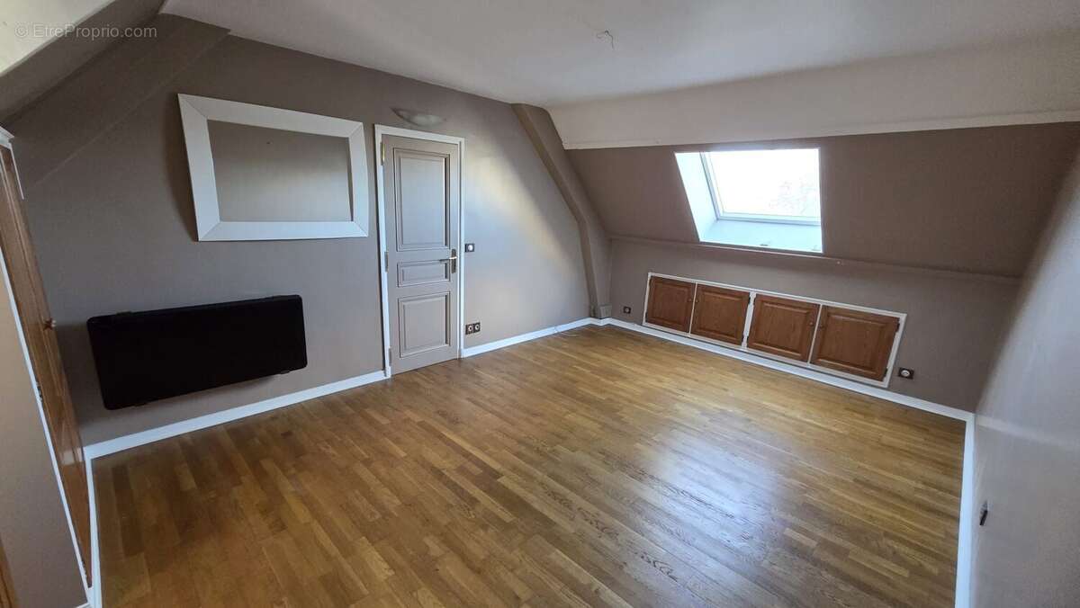 Maison à LE BLANC-MESNIL