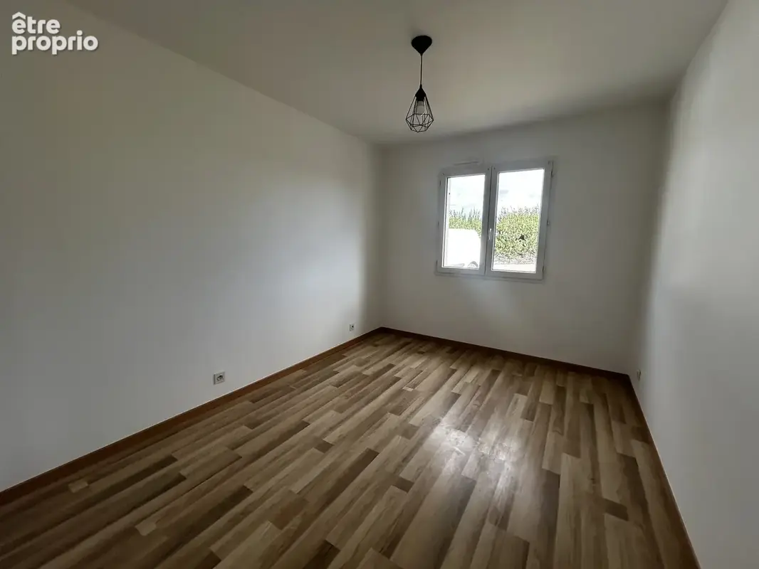 Maison 5 pièces 117 m² à vendre à Saint-Mathurin (85150) - photo 5