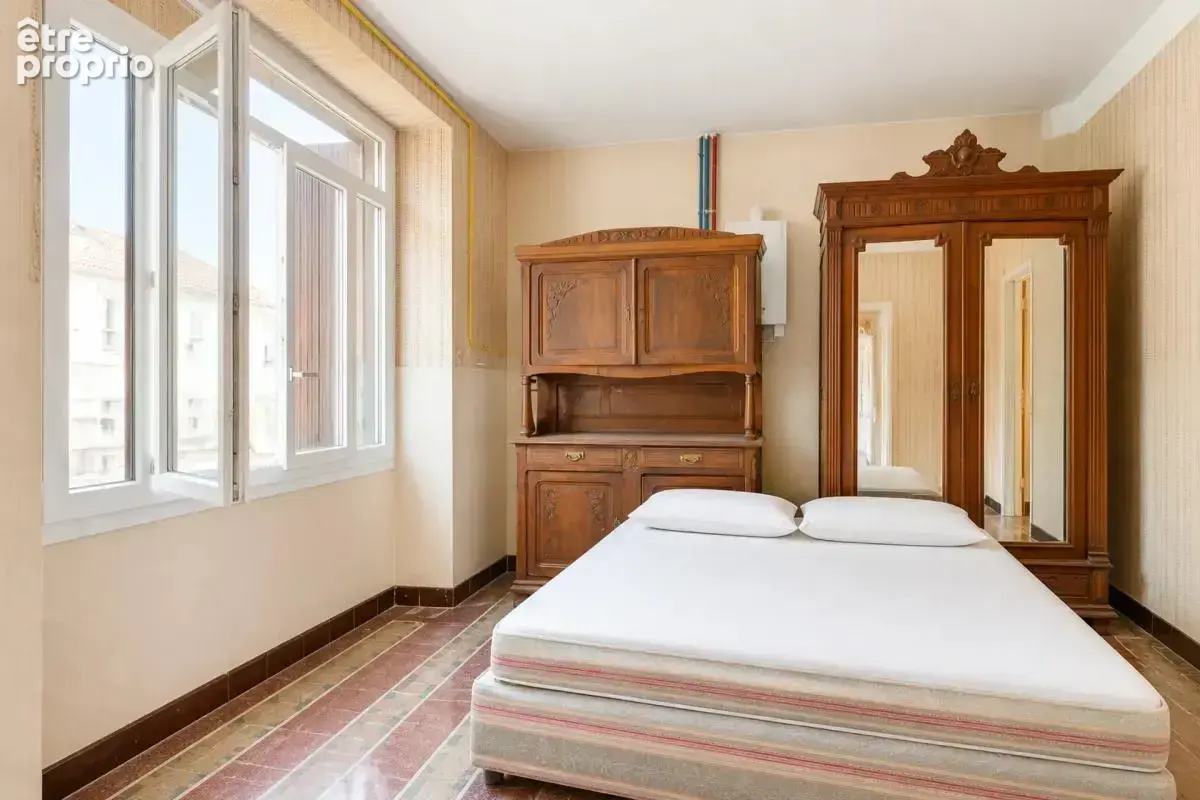 Immeuble de 9 pièces de 250 m² à Bessèges - photo 19