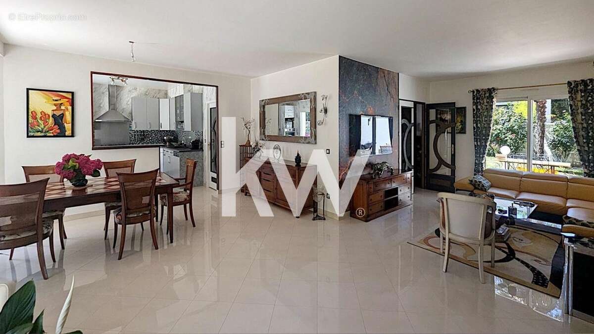 Maison à SAINT-GRATIEN