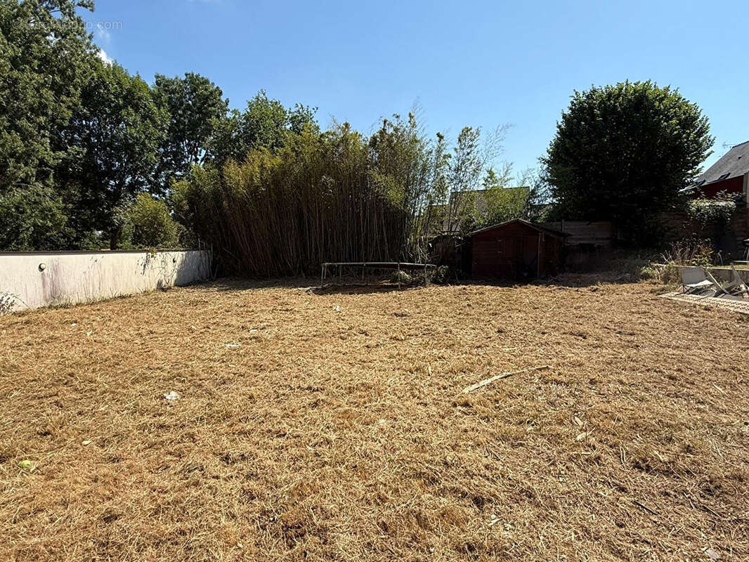 Terrain à CARQUEFOU