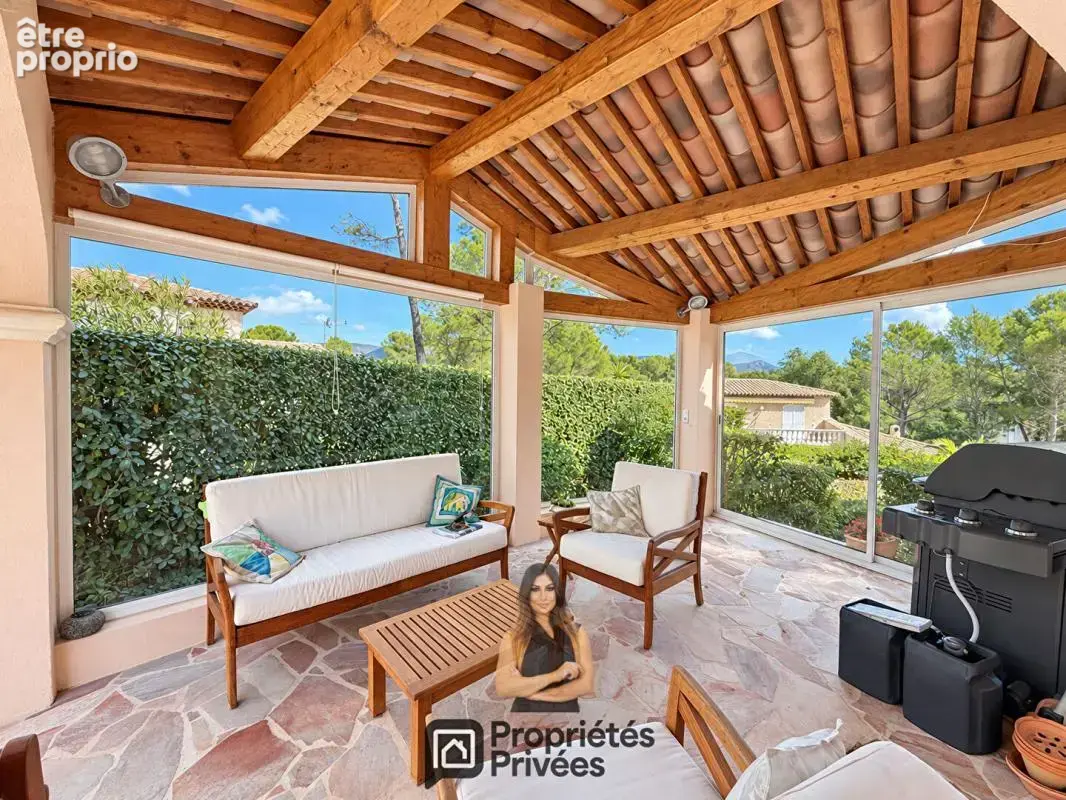 Villa plein Golf Saint Raphael 6 pièces 172 m2, jardin paysager et piscine - photo 4
