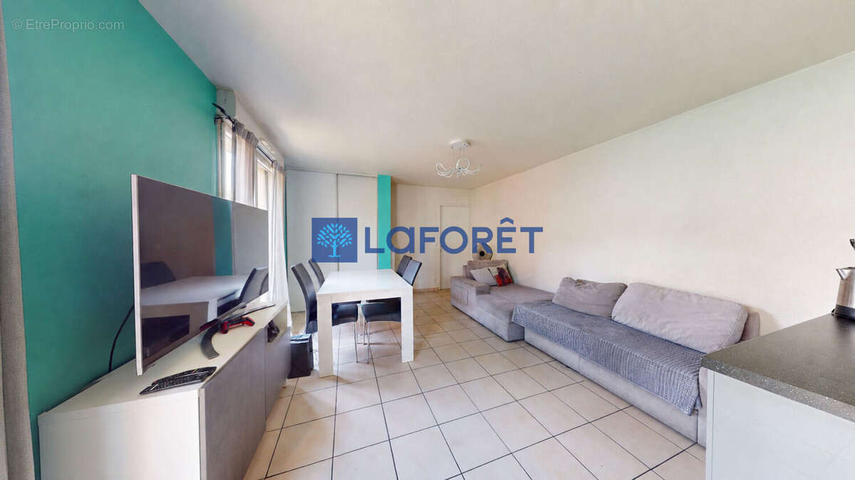Appartement à ATHIS-MONS