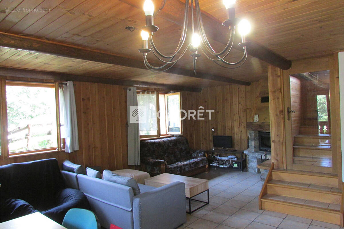 Chalet Seez 8 pièce(s) 120 m² habitable - photo 1