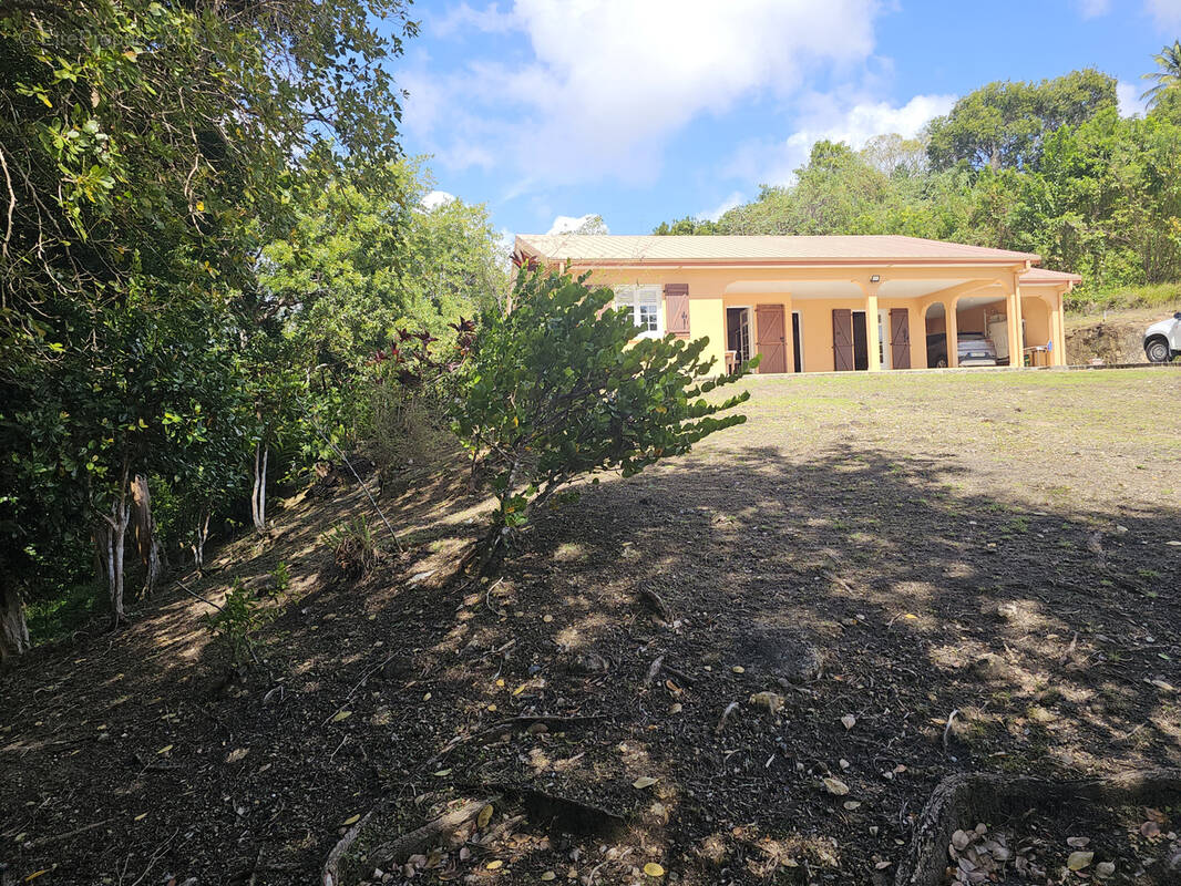 Maison à SCHOELCHER