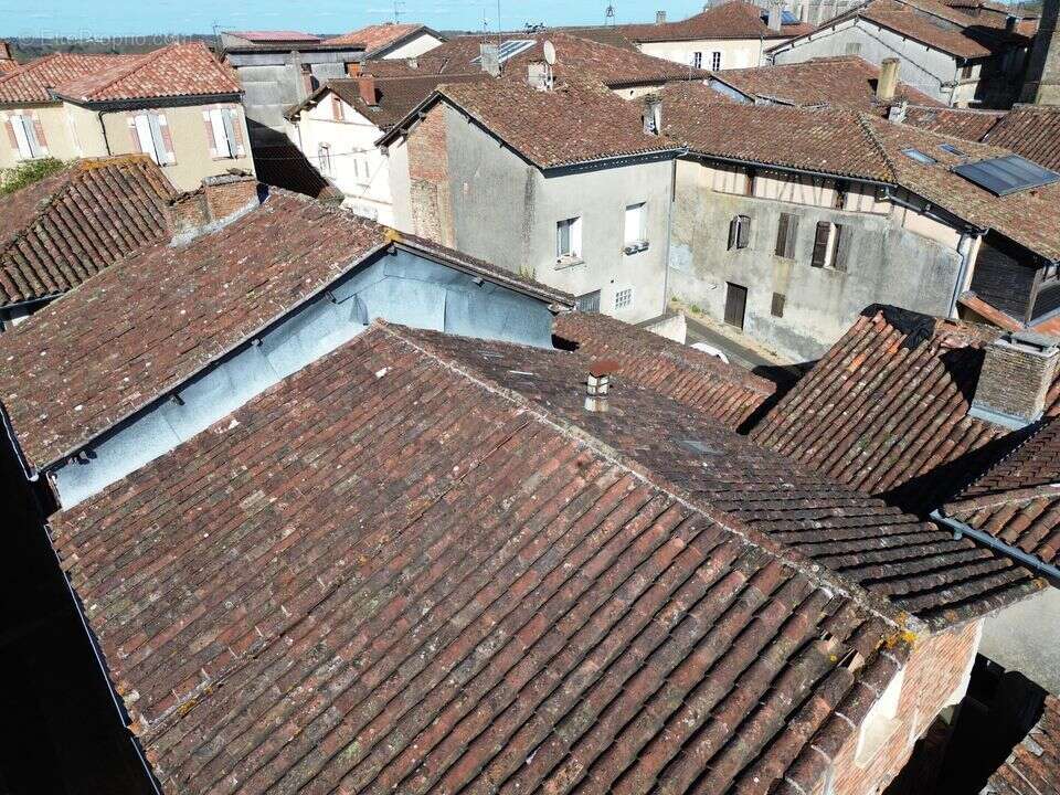 Maison à CAZAUBON