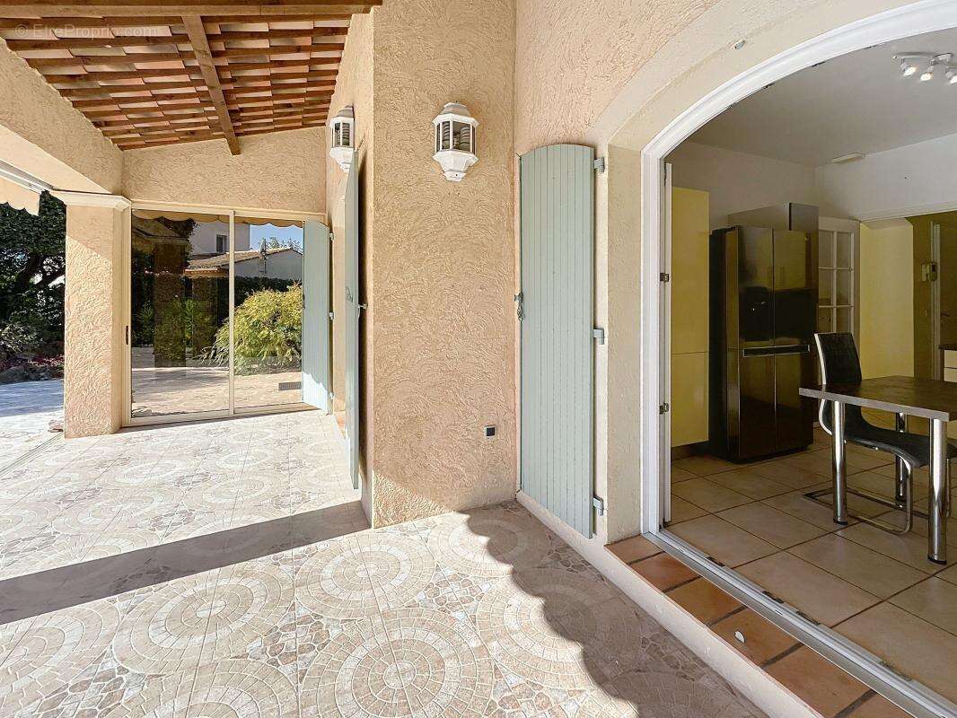 Maison à SAINT-RAPHAEL