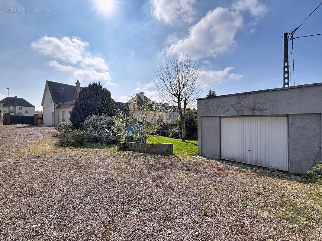 Maison à VILLERS-BOCAGE