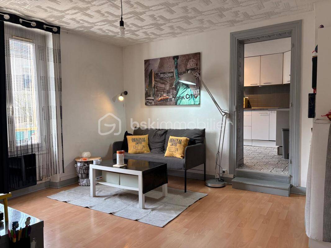 Appartement à CORBEIL-ESSONNES
