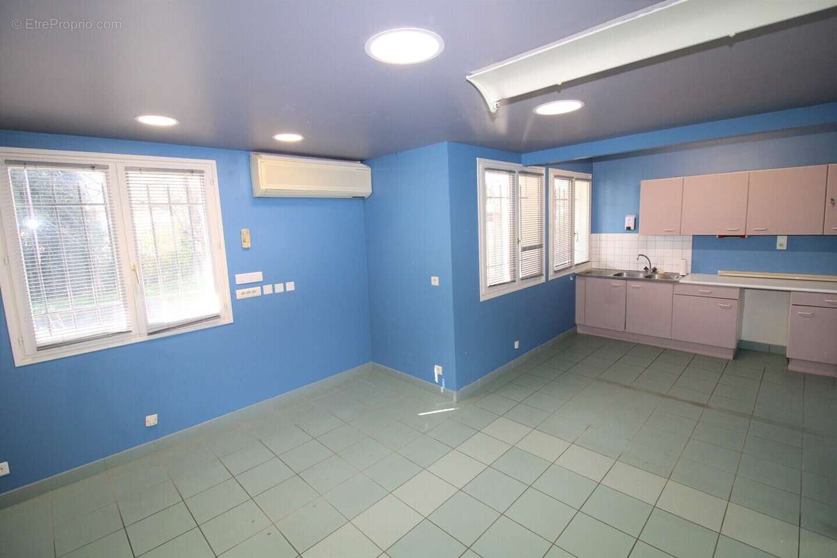 Maison 292 m² à Itxassou  - photo 4