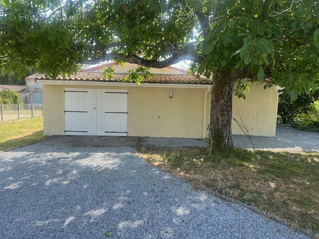 Maison à QUEYRAC