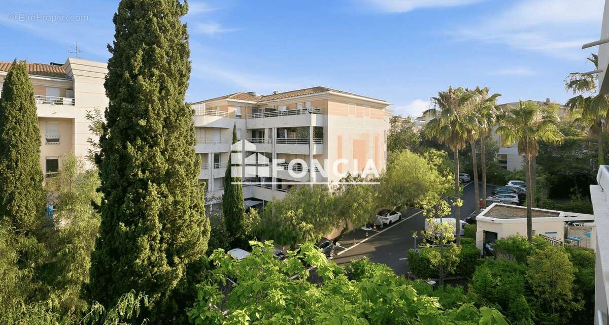 Cannes la bocca type 1 de 30m2 residence standing avec terrasse parking piscine - photo 3