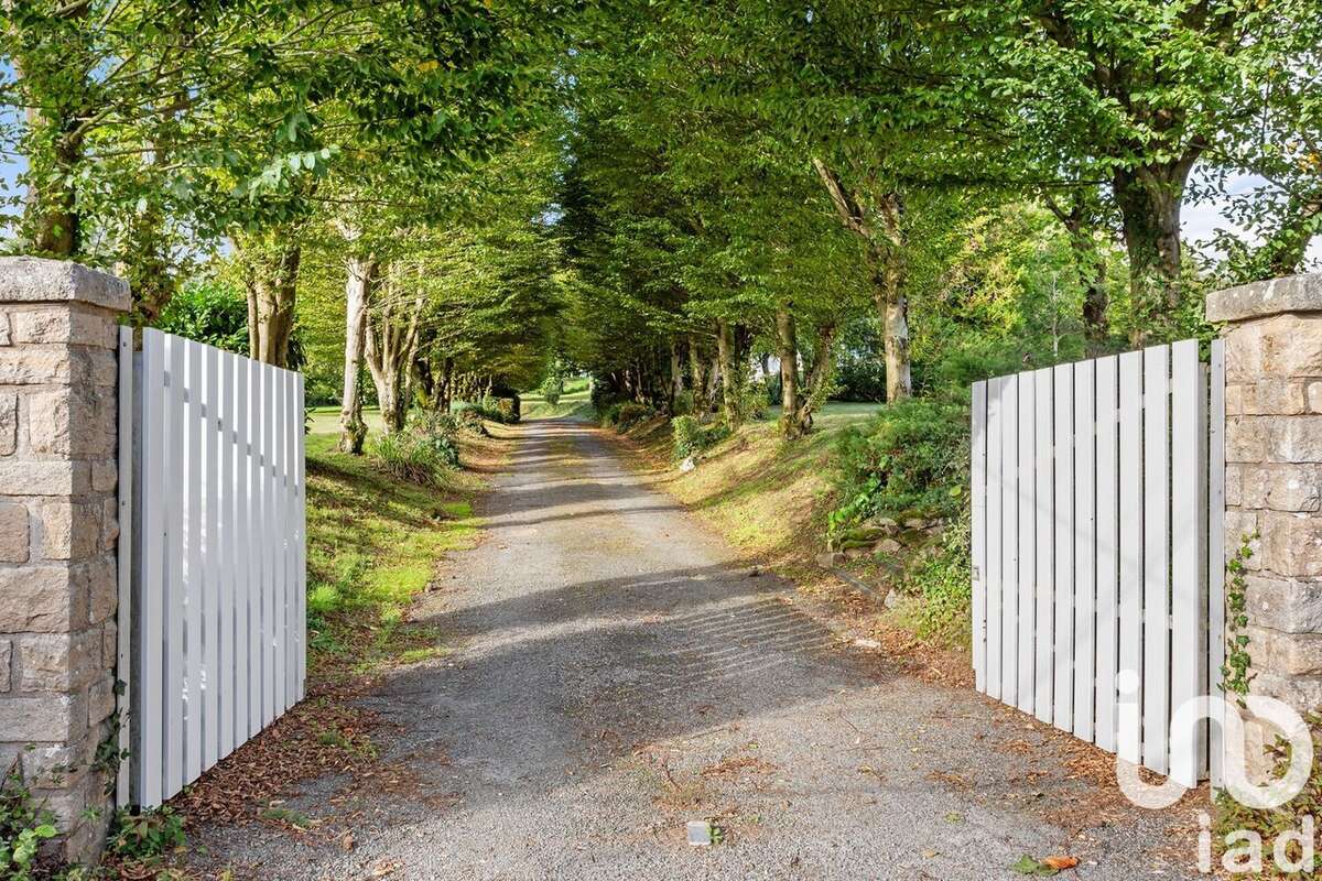 Photo 3 - Maison à SAINT-ETIENNE-DE-MONTLUC