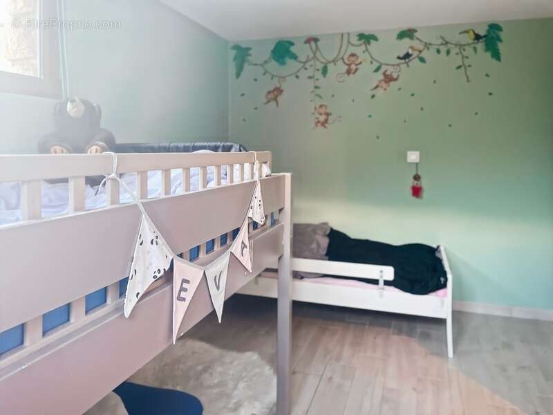 Maison à NEAUPHLE-LE-CHATEAU