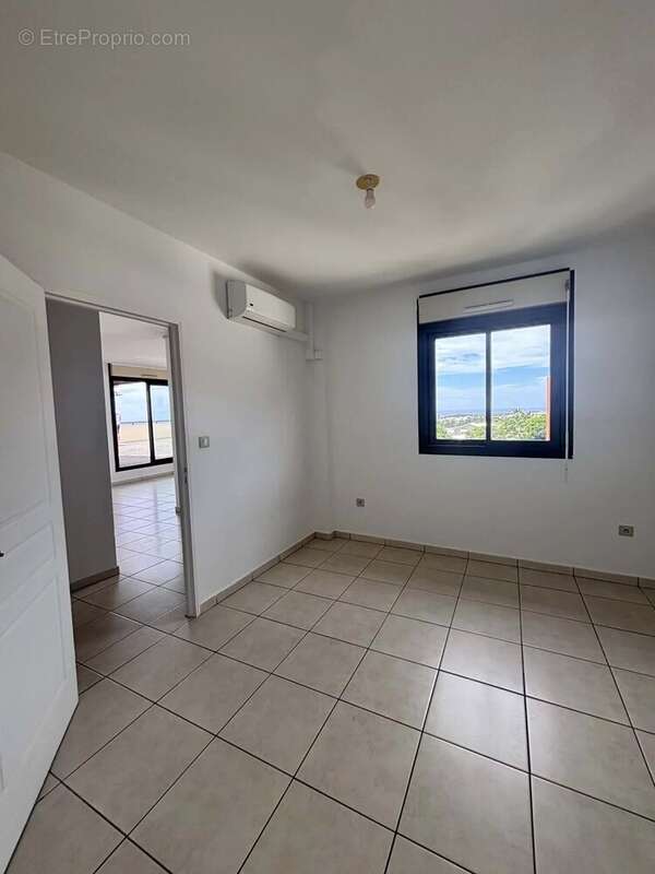 Appartement à SAINT-DENIS