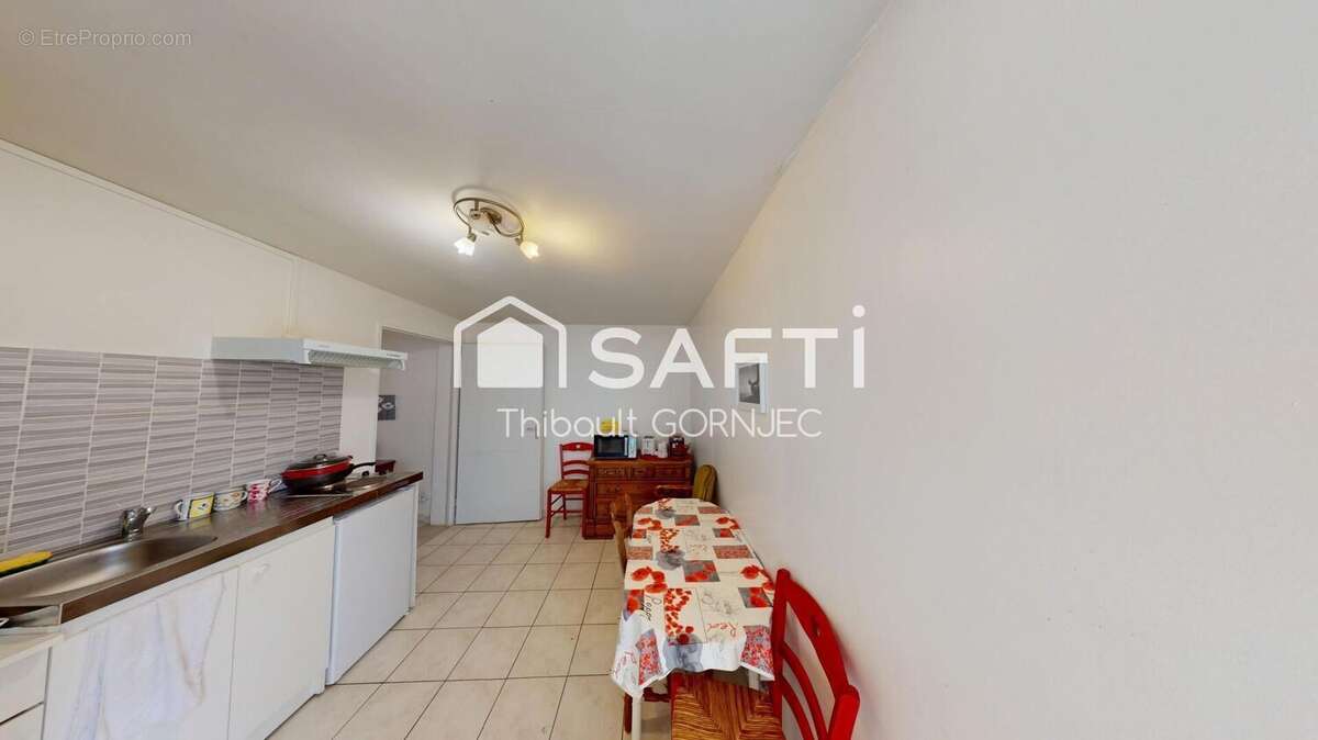 Appartement 400 m² à Dordives  - photo 5