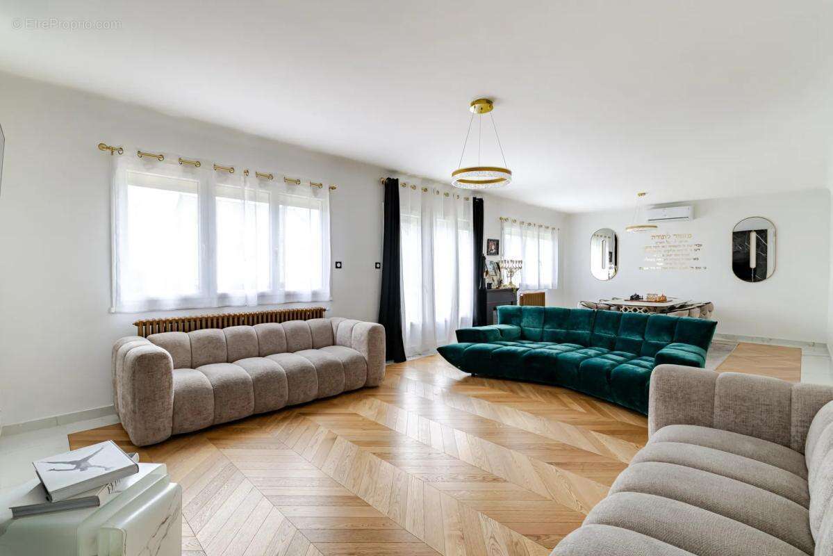 Appartement à BONNEUIL-SUR-MARNE