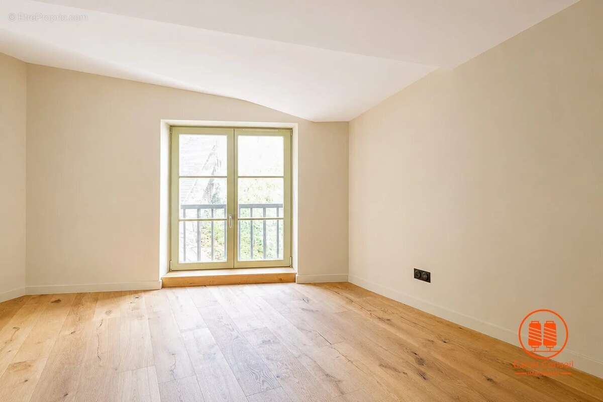 Appartement à LYON-1E