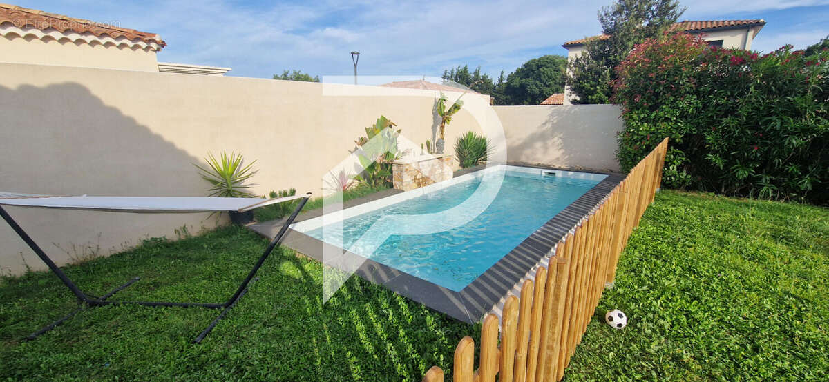 Maison à SAINT-GILLES