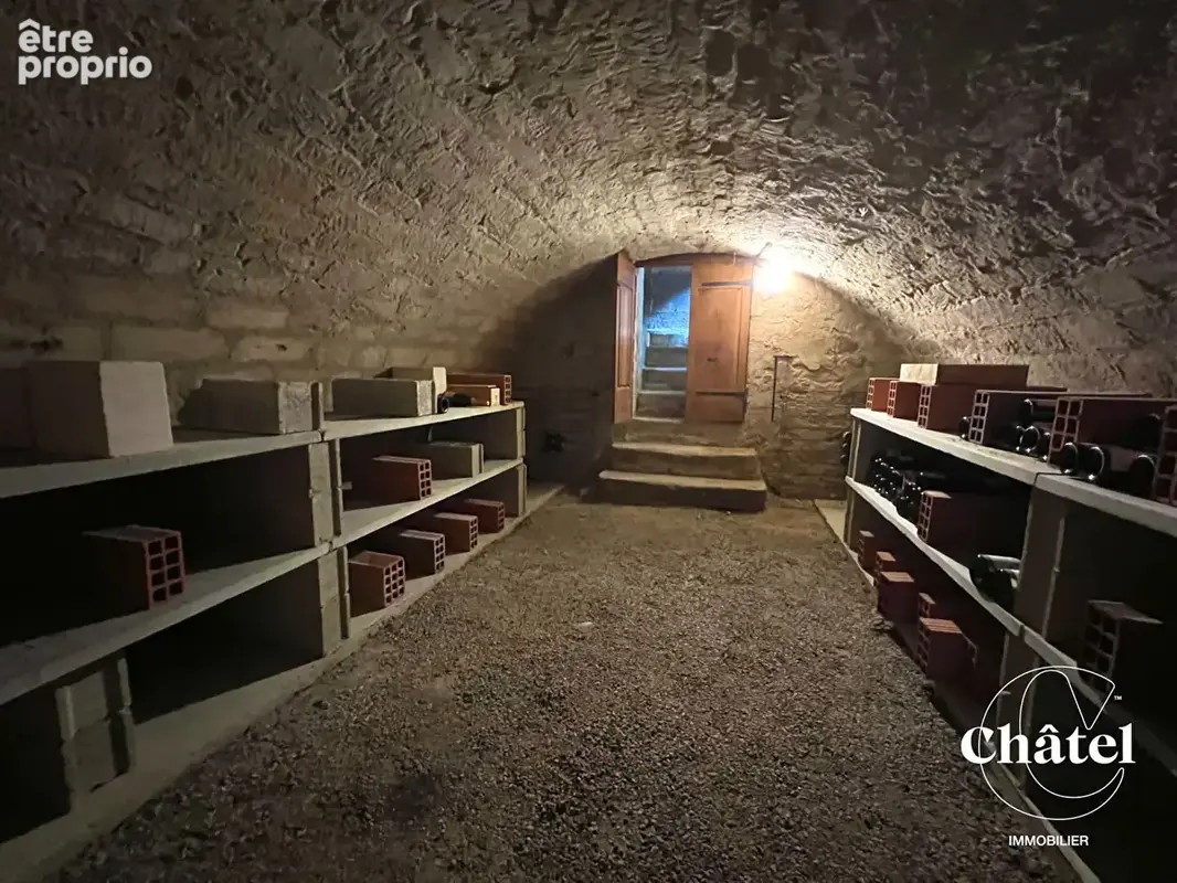 Maison de charme du XVIe - 5 ch - Dépendances - Garages - photo 12