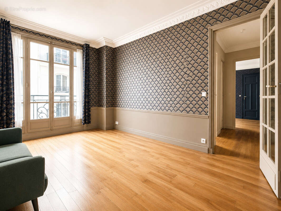 Appartement à PARIS-20E