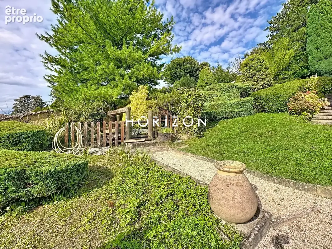 Maison 7 pièces 224 m² à vendre à Beauregard (01480) - photo 3