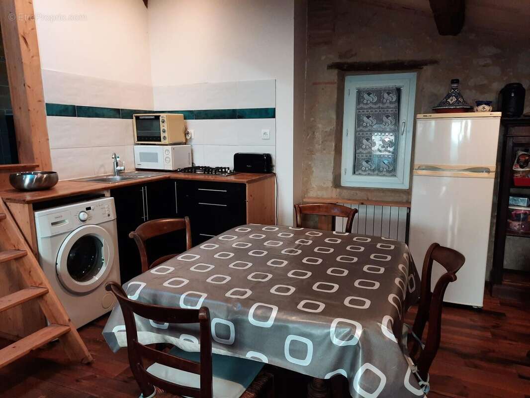 Appartement à SAINT-COLOMB-DE-LAUZUN