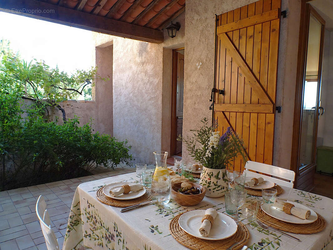 Maison à HYERES