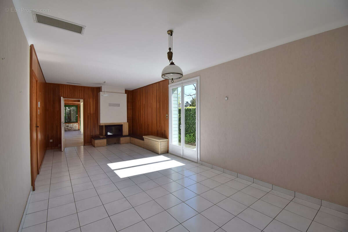 Maison à SAINT-PHILBERT-DE-BOUAINE