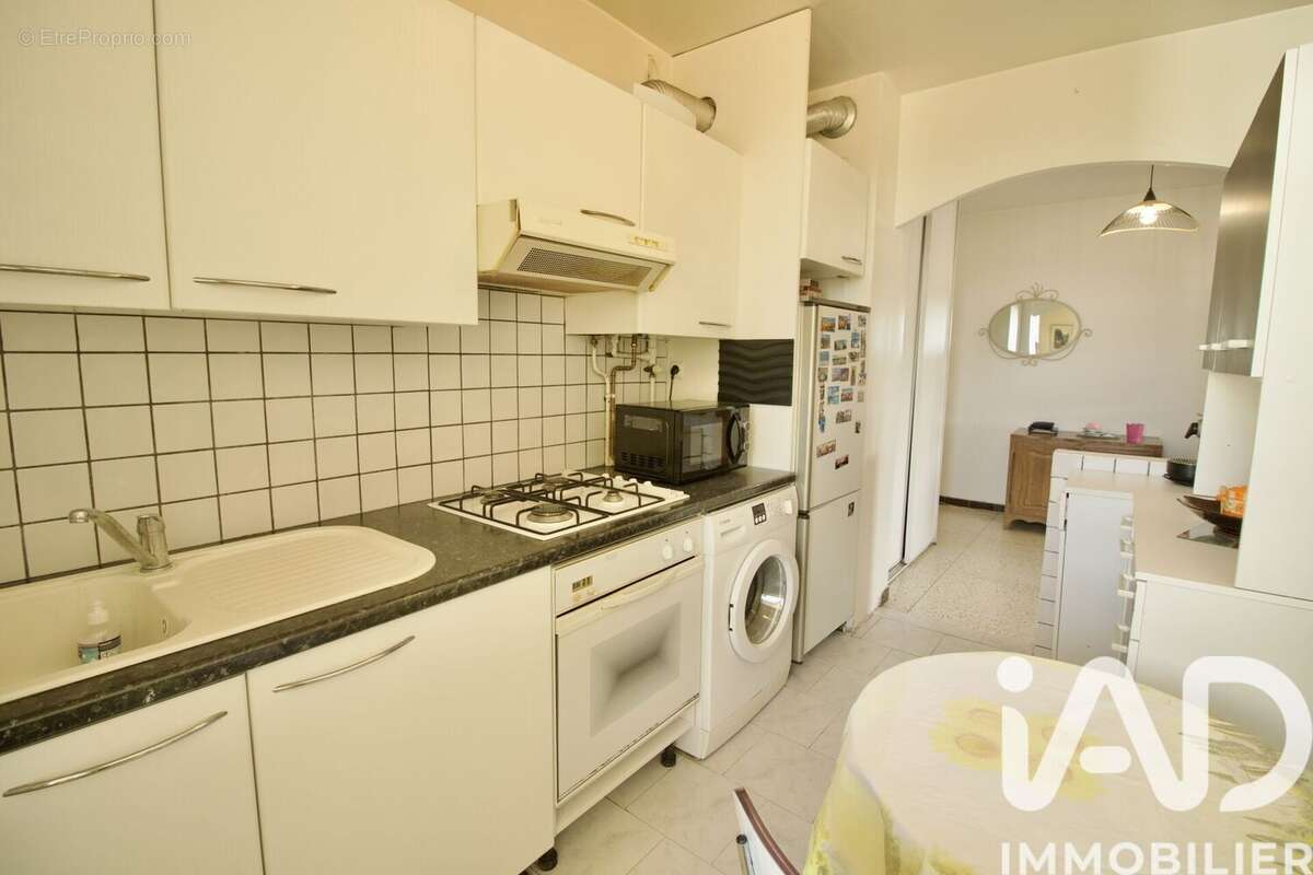 Photo 8 - Appartement à MARSEILLE-13E