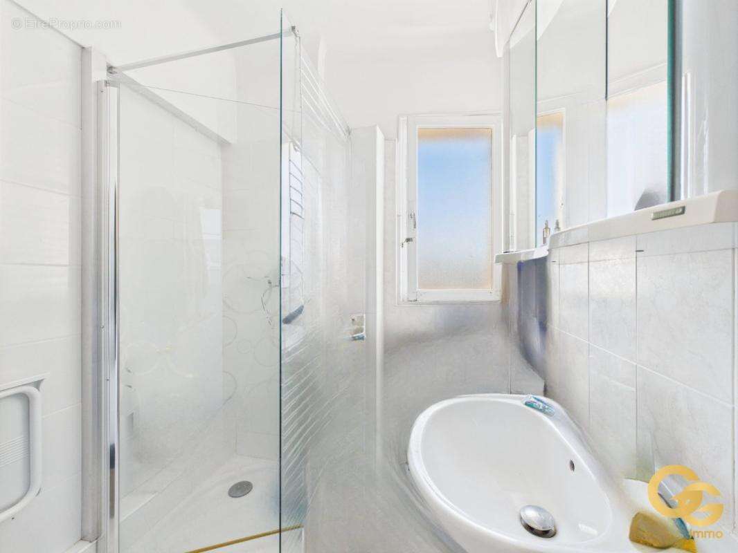 Appartement à MANDELIEU-LA-NAPOULE