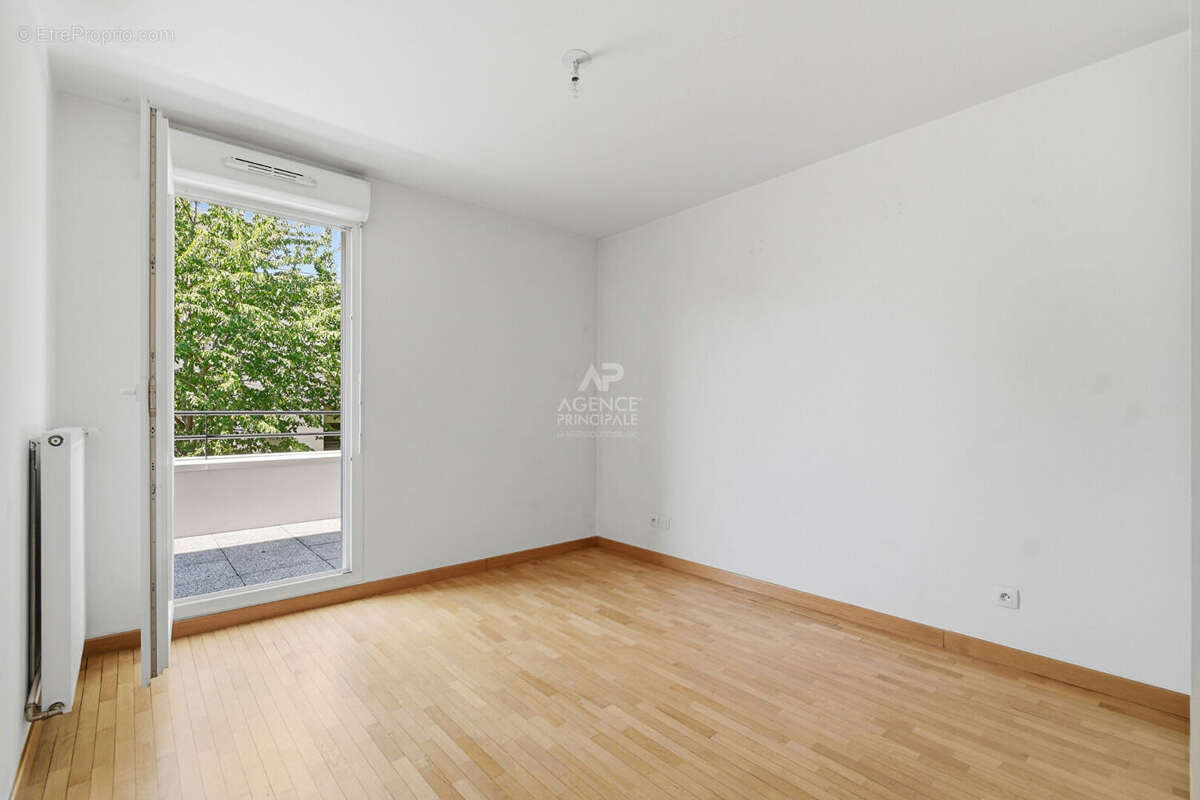 Appartement Saint Germain En Laye 2 pièces 44.78 m2 - photo 2