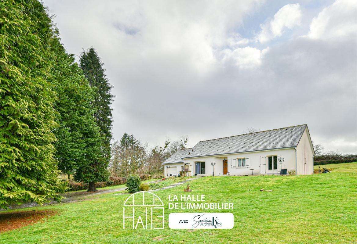 Maison à MAGNAC-BOURG