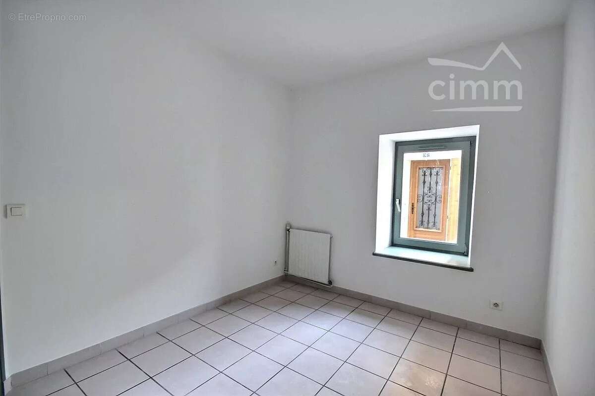 Appartement à CRUAS