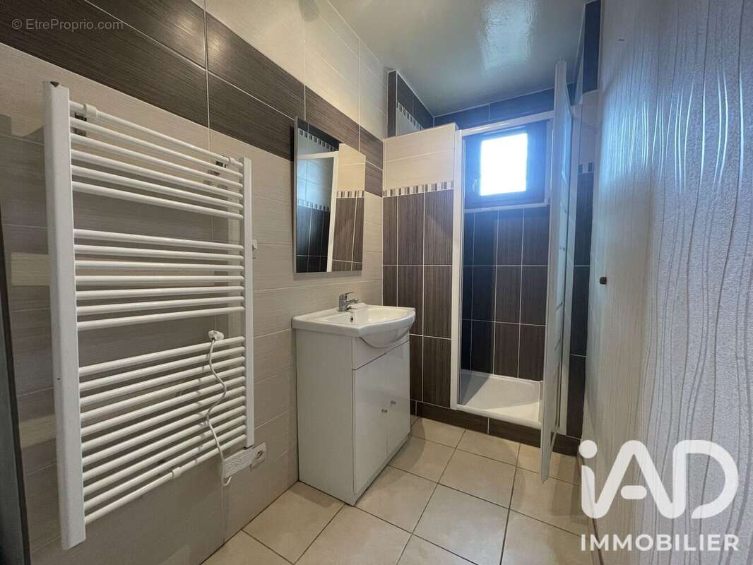 Maison 90 m² à Landelles  - photo 5