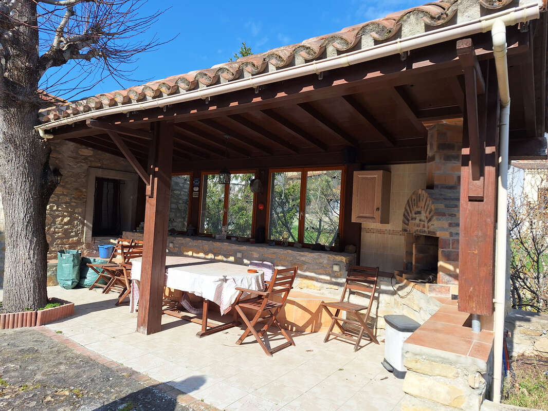 Maison à ANTUGNAC