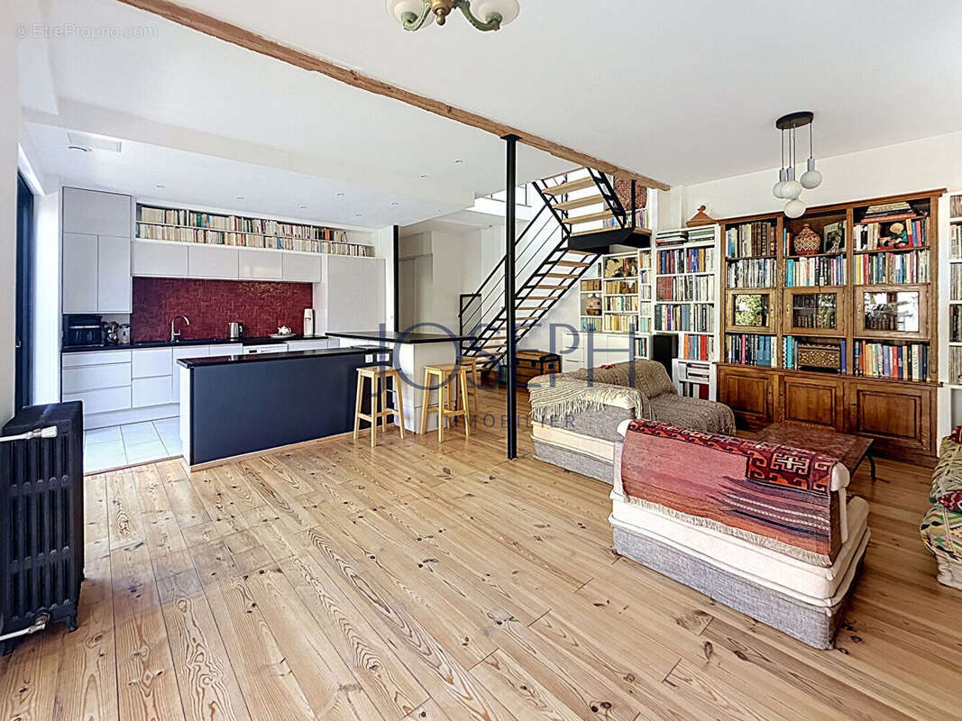 Cote pavee, maison t7 avec jardin et piscine. - photo 3
