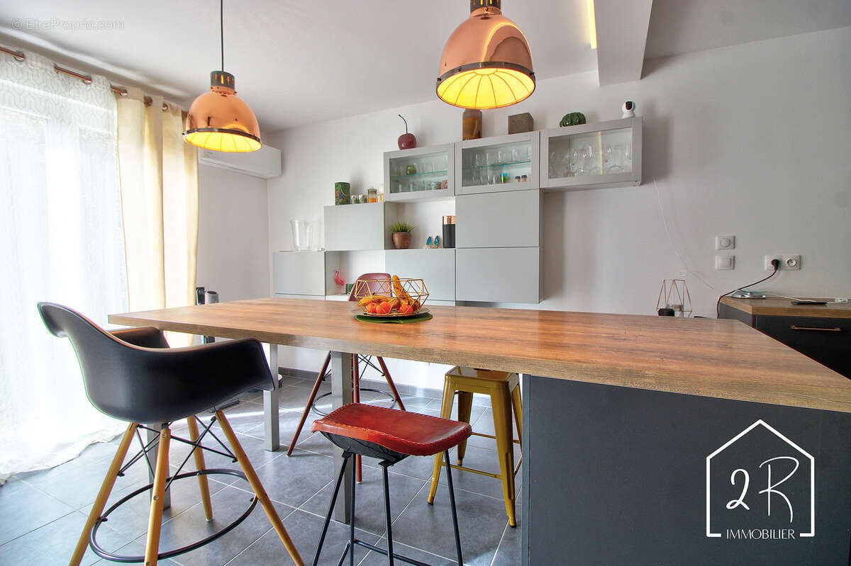 Maison à SEREZIN-DU-RHONE