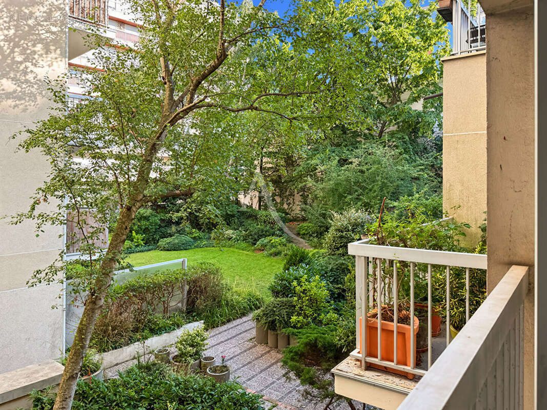 Appartement à PARIS-12E