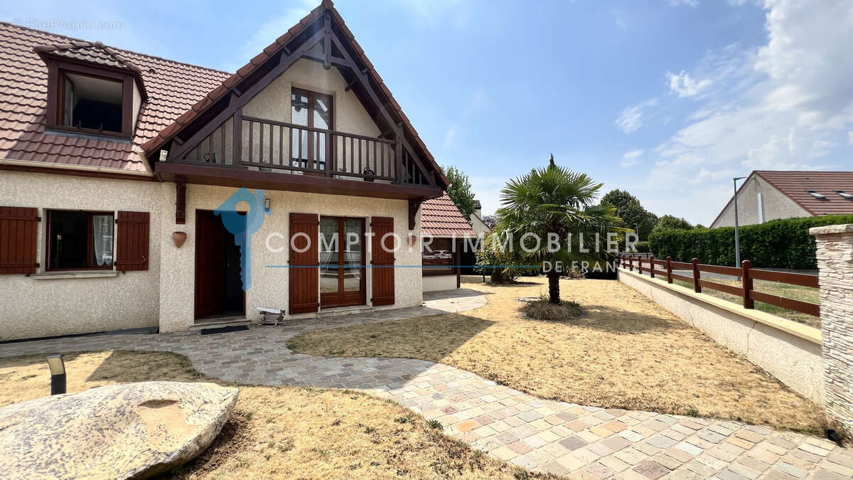 Maison individuelle avec piscine chauffée - photo 5