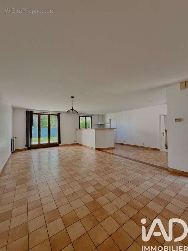 Photo 3 - Maison à BUXEROLLES