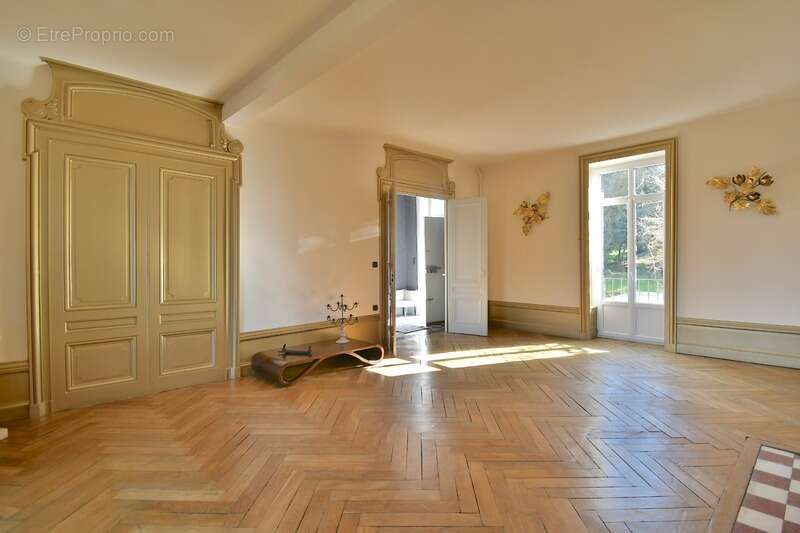 Maison à LACENAS