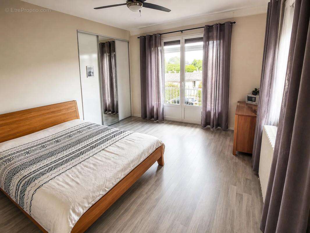 Maison de 7 pièces de 156 m² à Talence - photo 5