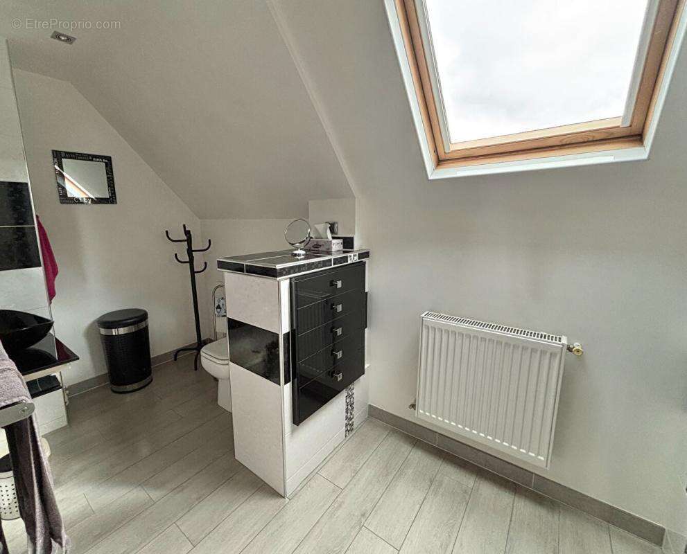 IMMACULEE BOURG- garage - jardin- 101 m2 - photo 10