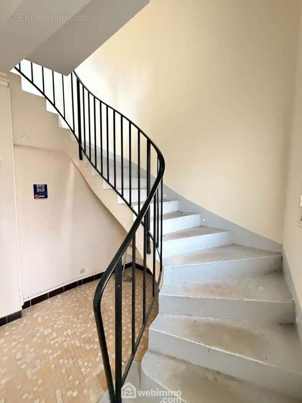 Il est sécurisé et entretenu - Appartement à LAON