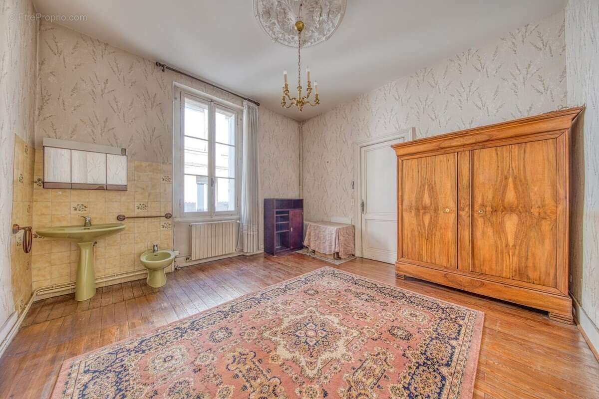Maison 201 m² à Barsac  - photo 6