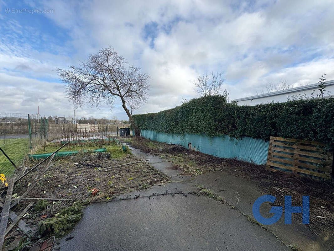 Maison à FERRIERE-LA-GRANDE